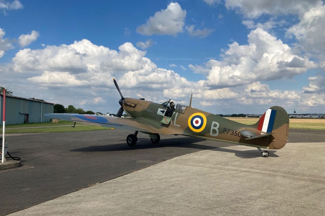 Touchdown Café sign at Wellesbourne Airfield